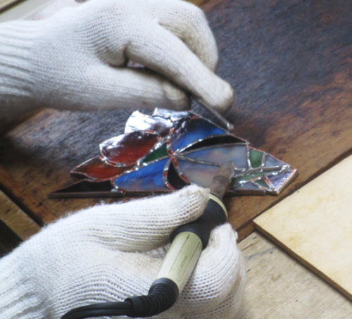 ステンドグラス チュウリップ ランプ 作り方