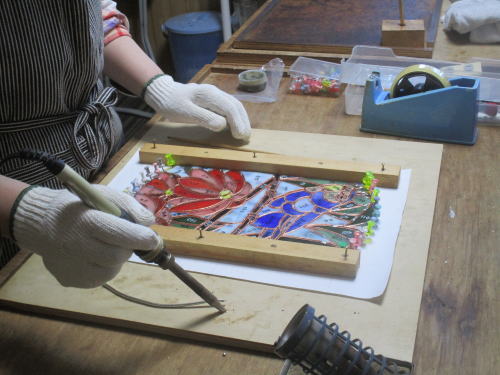 ステンドグラス インコのランプ 教室生徒作品 千葉県 勝浦