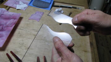●QAステンドグラスを始めようと色々探して、、、